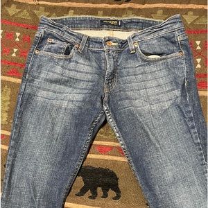 Levi’s super low women’s jeans size 11